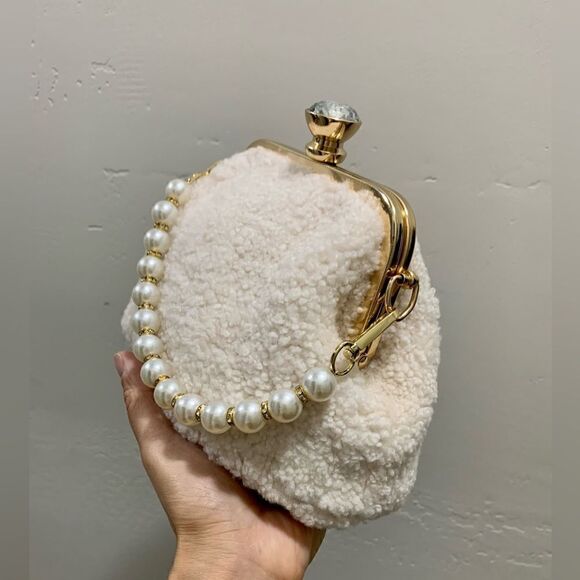 2 Chain Styles Handmade Real Shearling Push lock Clutch/Wristlet/Crossbody - Picture 6 of 11